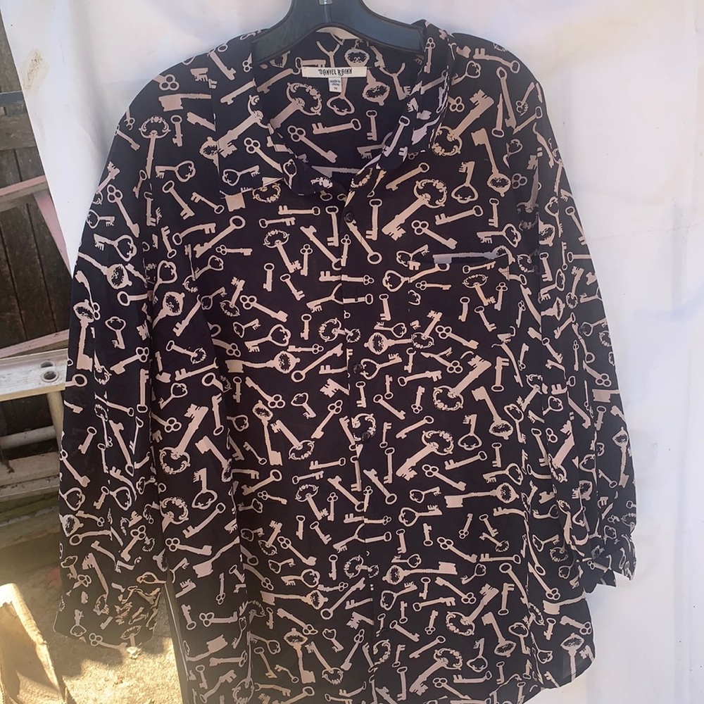 Daniel rainn shirt